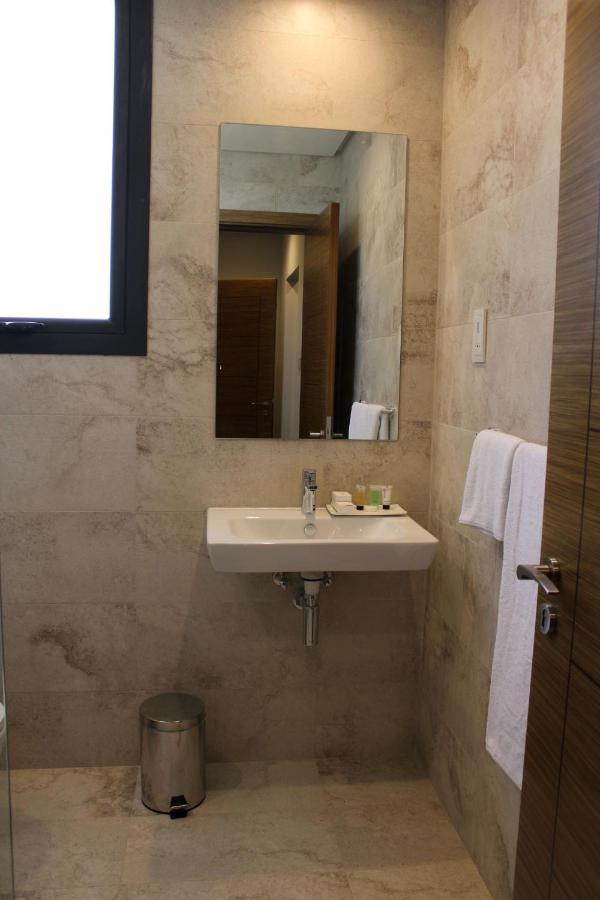 Seino Suites Manama Exterior photo