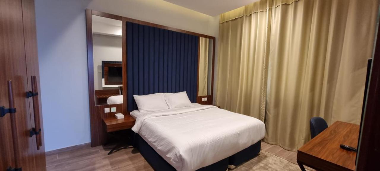 Seino Suites Manama Exterior photo